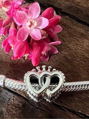 Authentic Pandora Charm  United Regal Hearts Charm Love Crown Interlocked